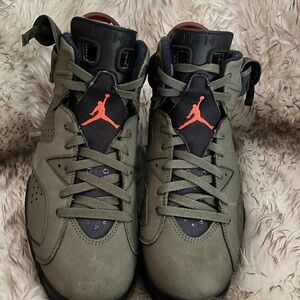 Travis Scott x Air Jordan 6 Retro
'Olive'